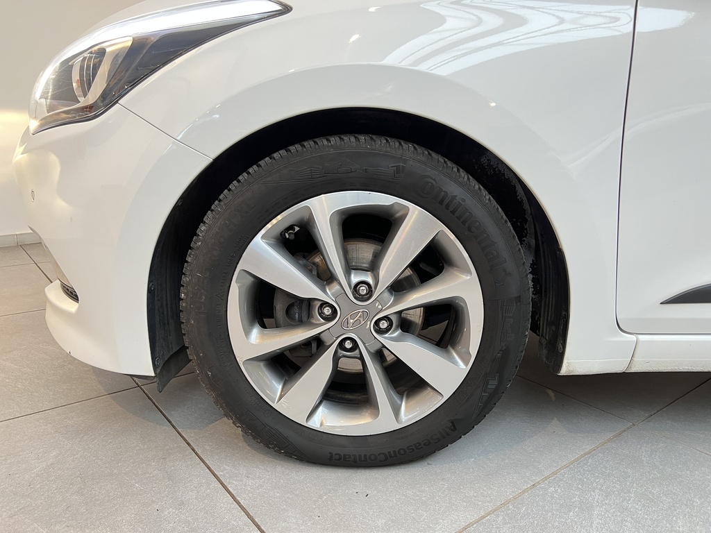 Hyundai I20