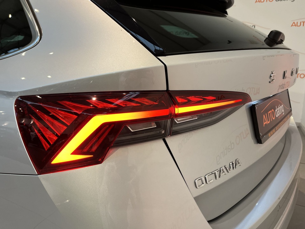 Skoda/OCTAVIA/3456