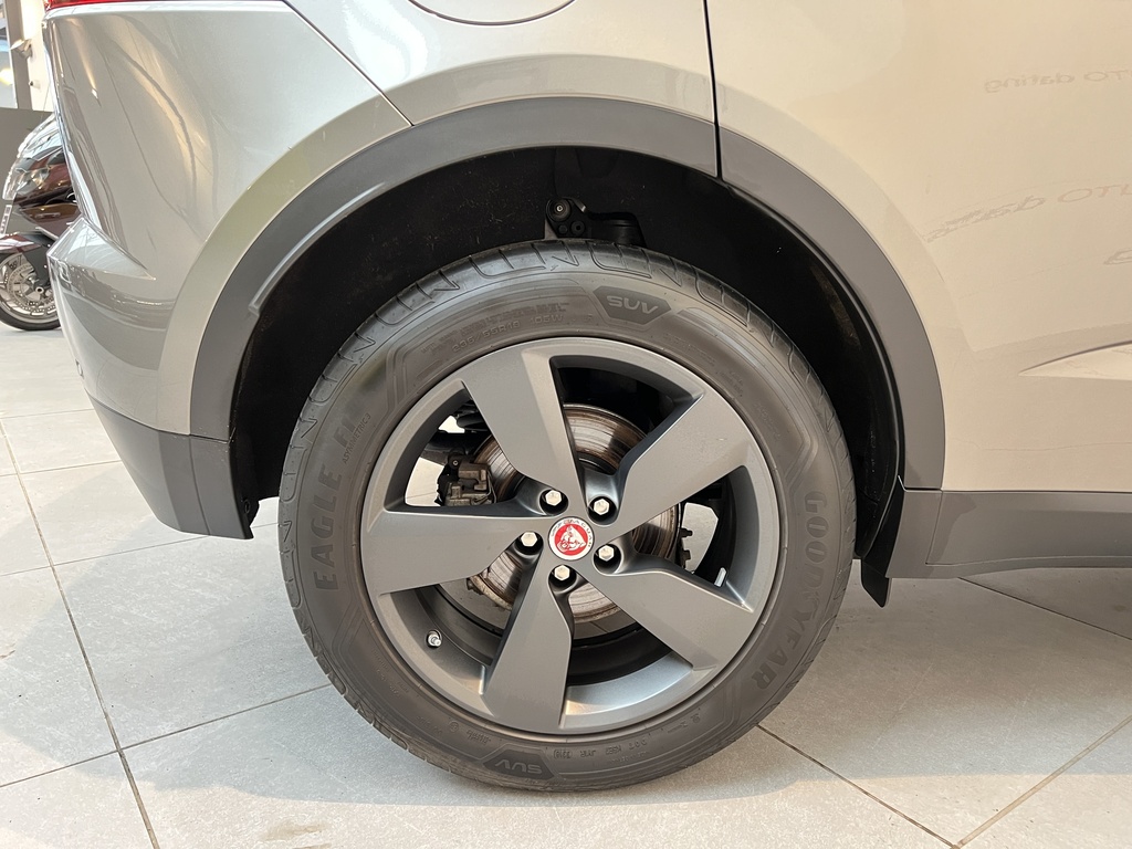 Jaguar/E-PACE/3482