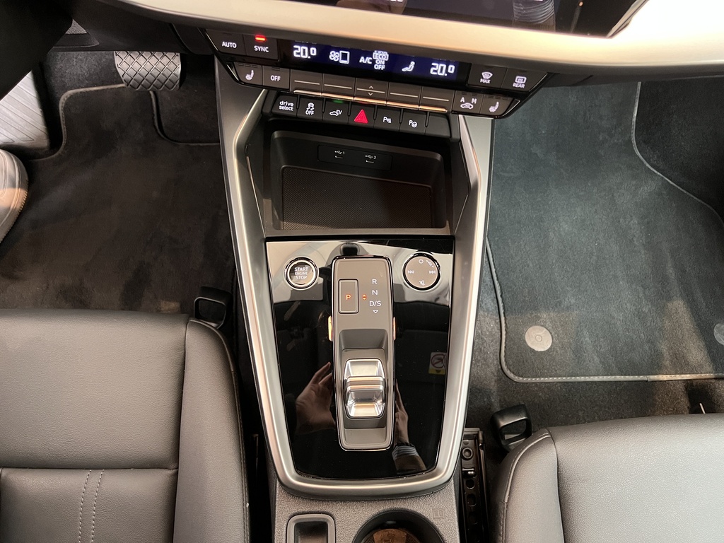 Audi/A3/3221
