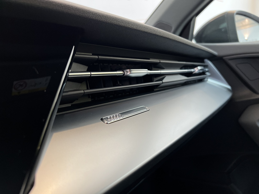 Audi/A3/3221