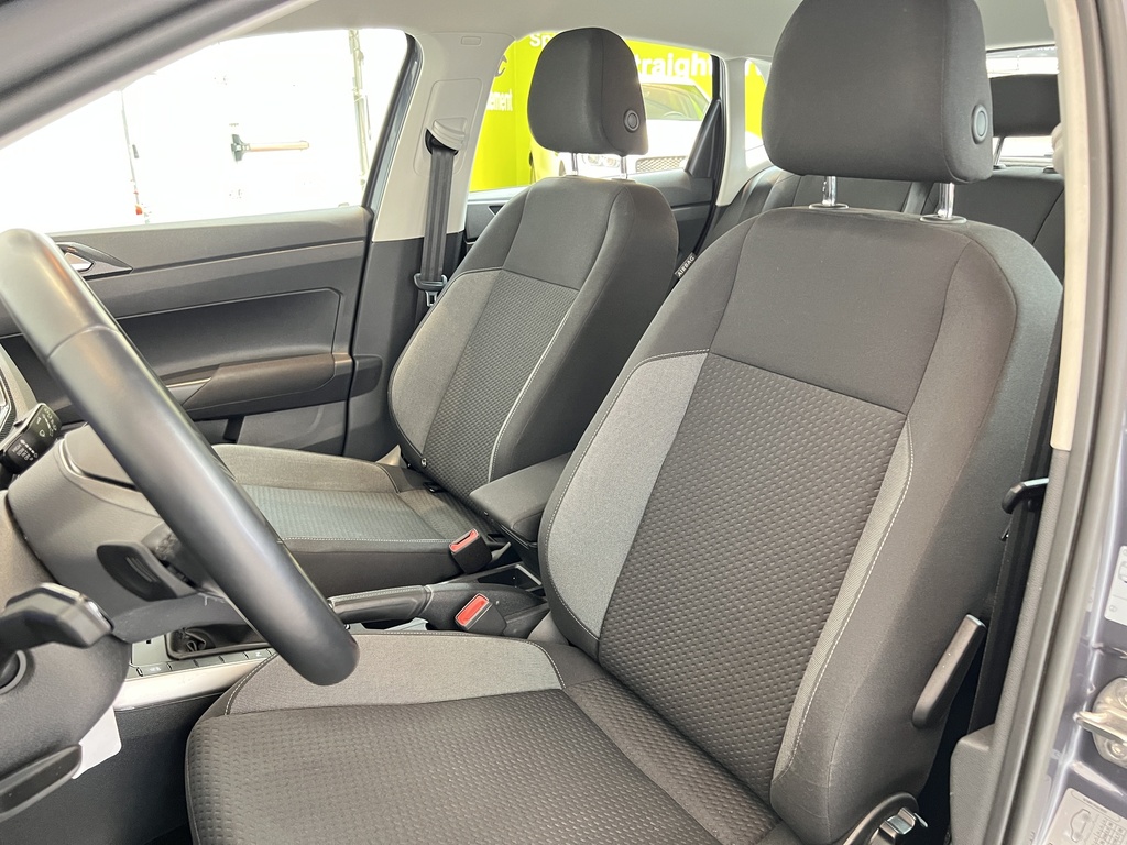 Volkswagen/POLO/3596