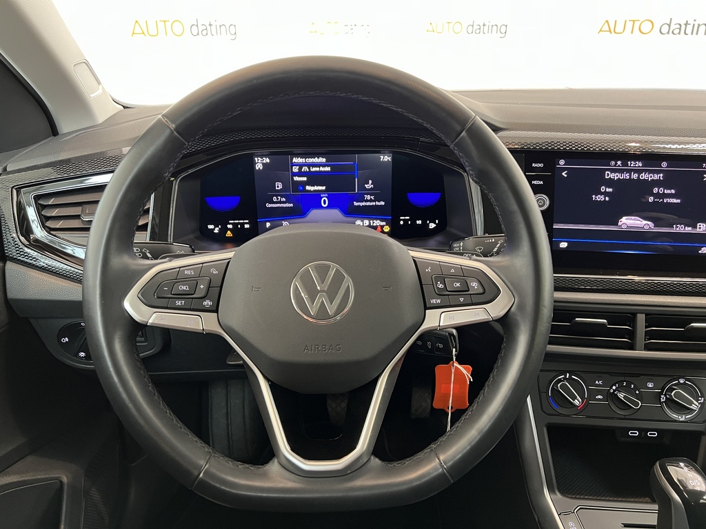 Volkswagen/POLO/3596