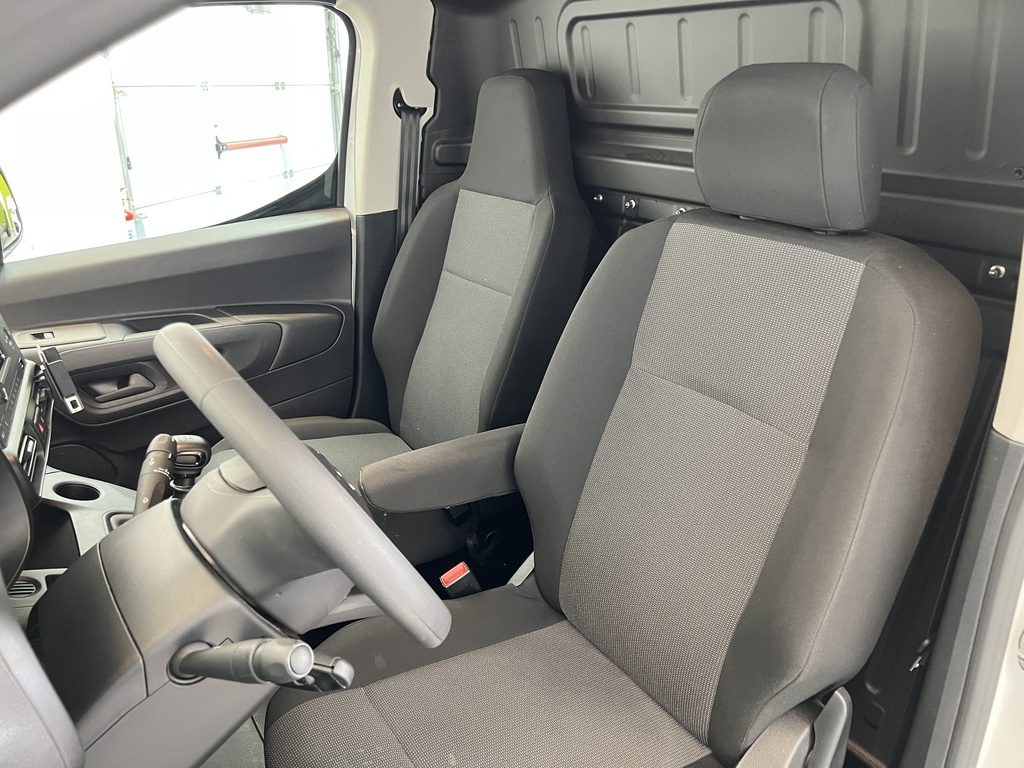 Citroen/BERLINGO/3858
