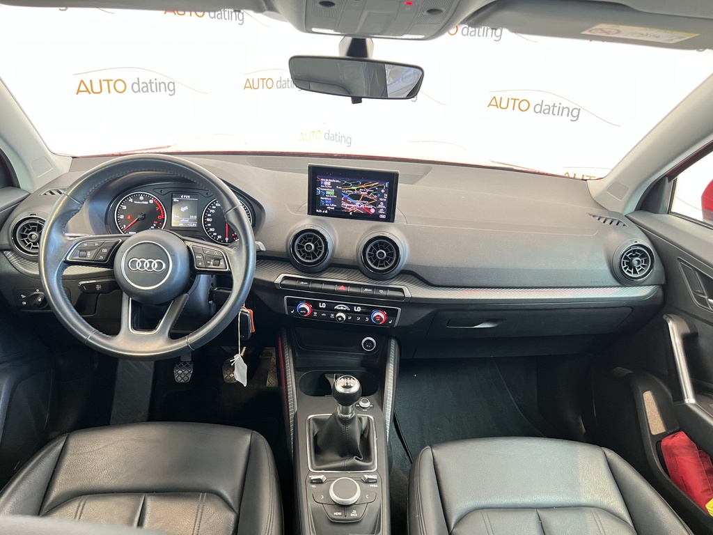 Audi/Q2/3864