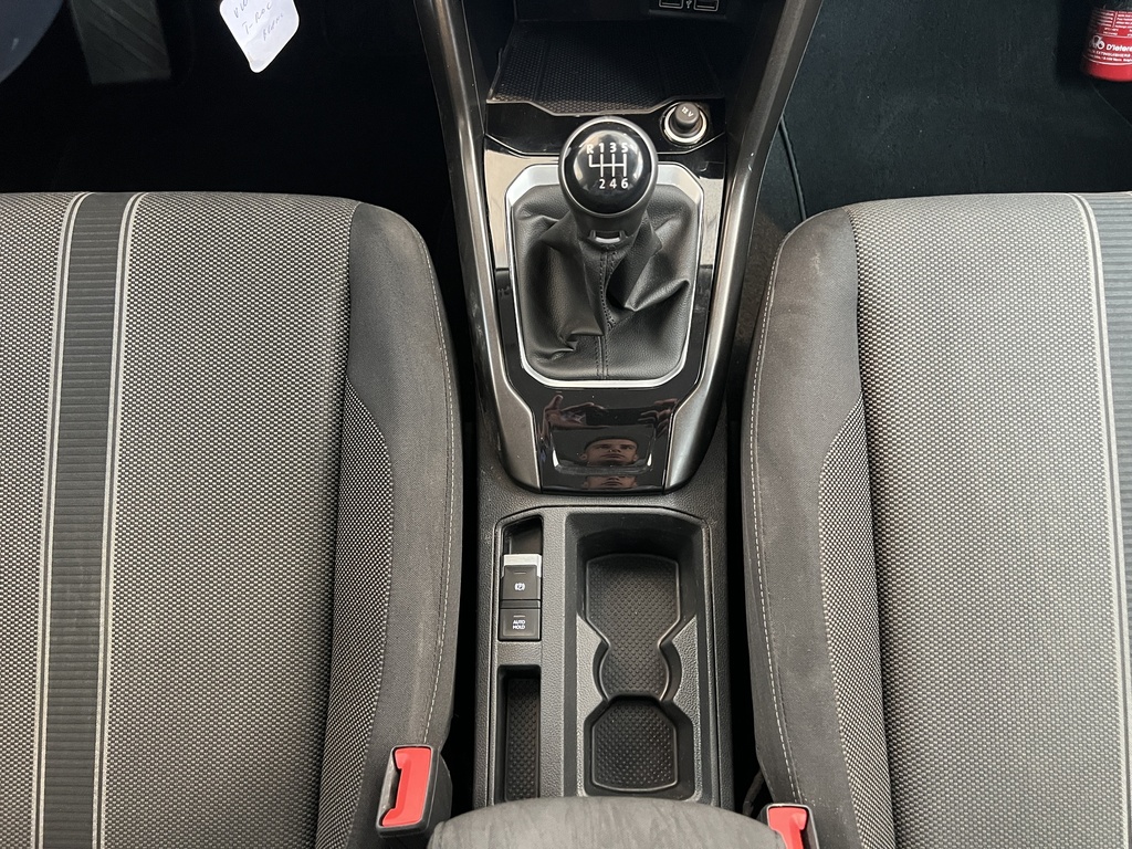 Volkswagen/T-ROC/4222