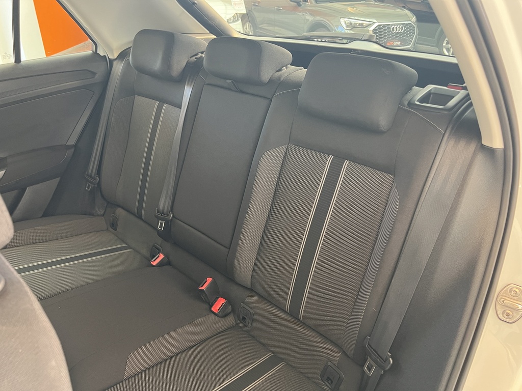 Volkswagen/T-ROC/4222