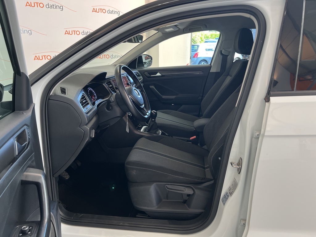 Volkswagen/T-ROC/4222