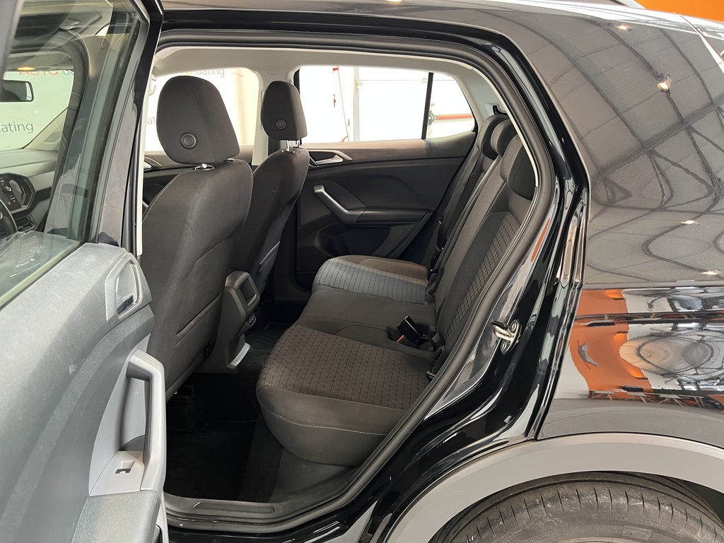 Volkswagen/T-CROSS/4223