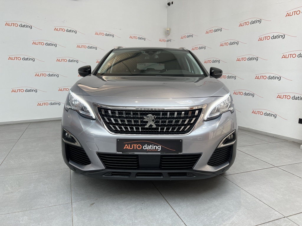 Peugeot/3008/Pas de Plaque
