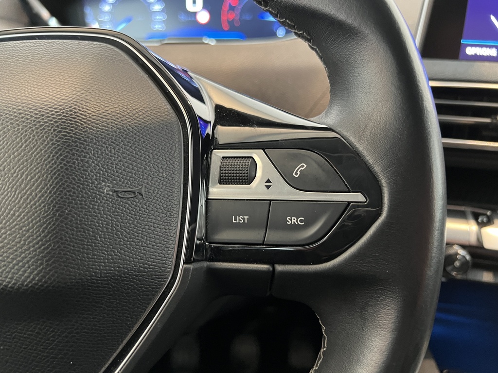 Peugeot/3008/Pas de Plaque