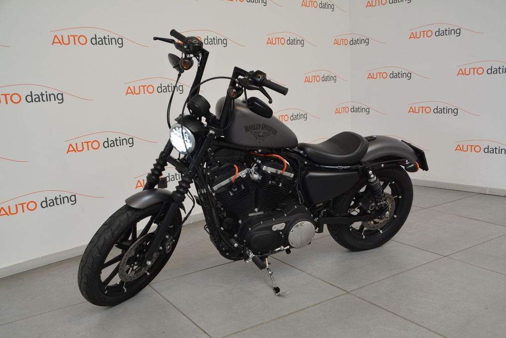 Harley-Davidson IRON 883