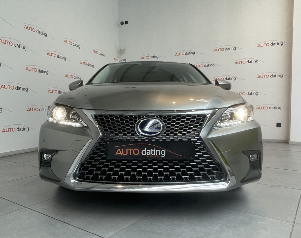 Lexus CT200H