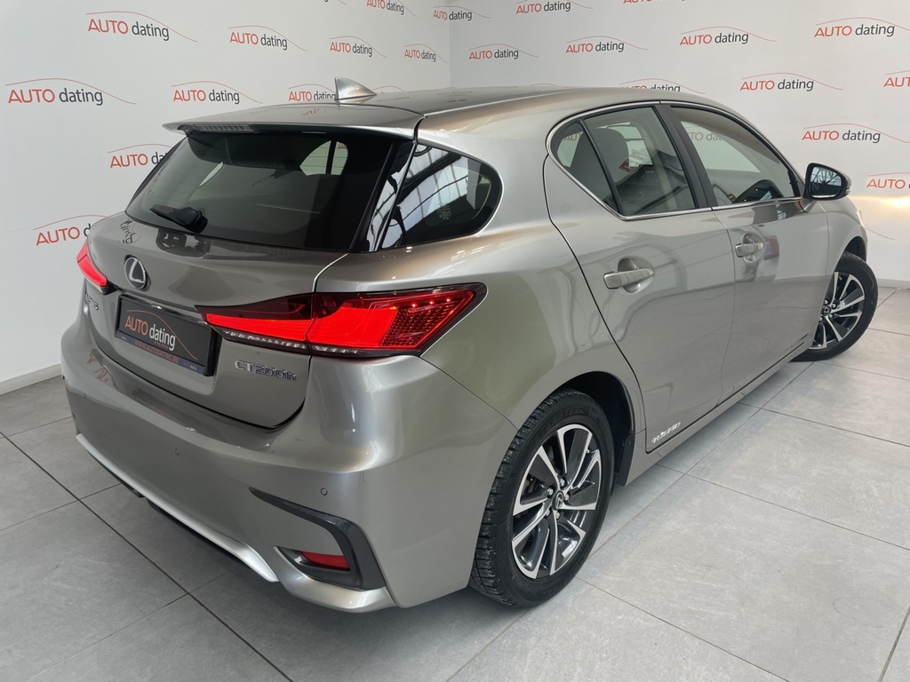 Lexus CT200H