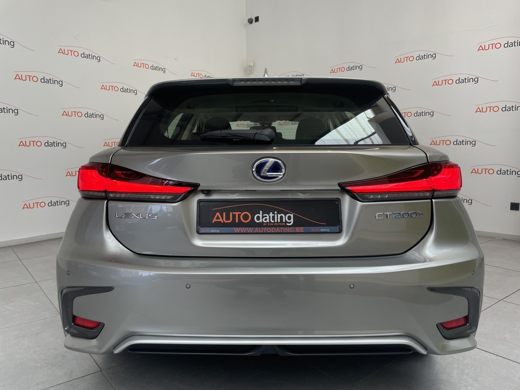 Lexus CT200H