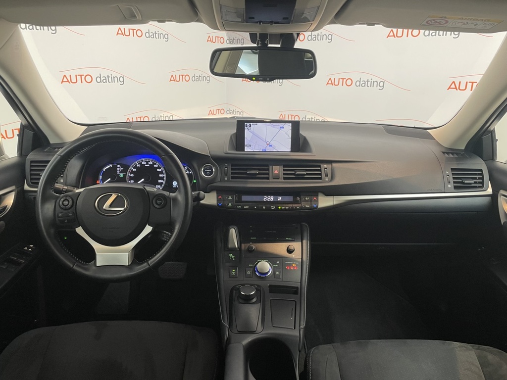 Lexus CT200H