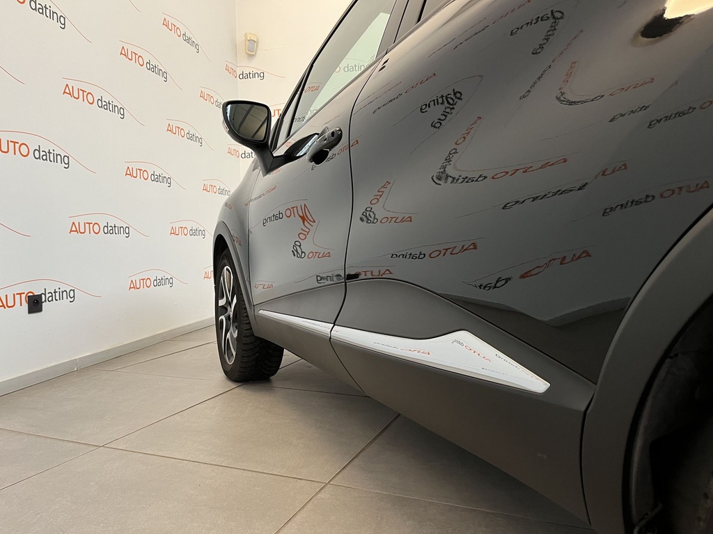 Renault/CAPTUR/2593