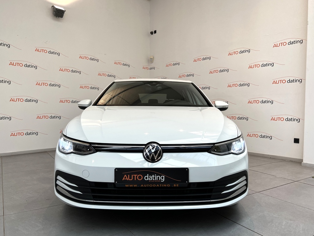 Volkswagen GOLF 8