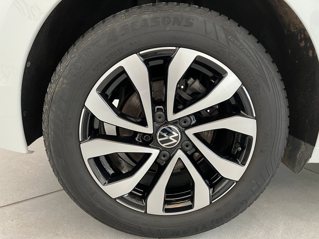 Volkswagen GOLF 8