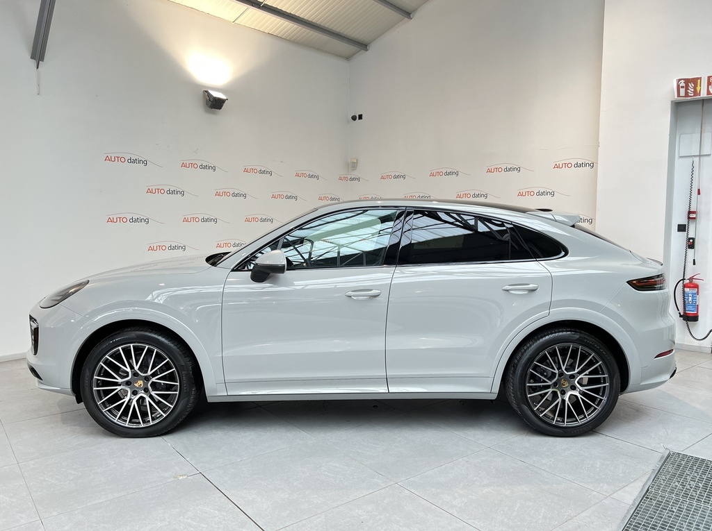 Porsche CAYENNE COUPE