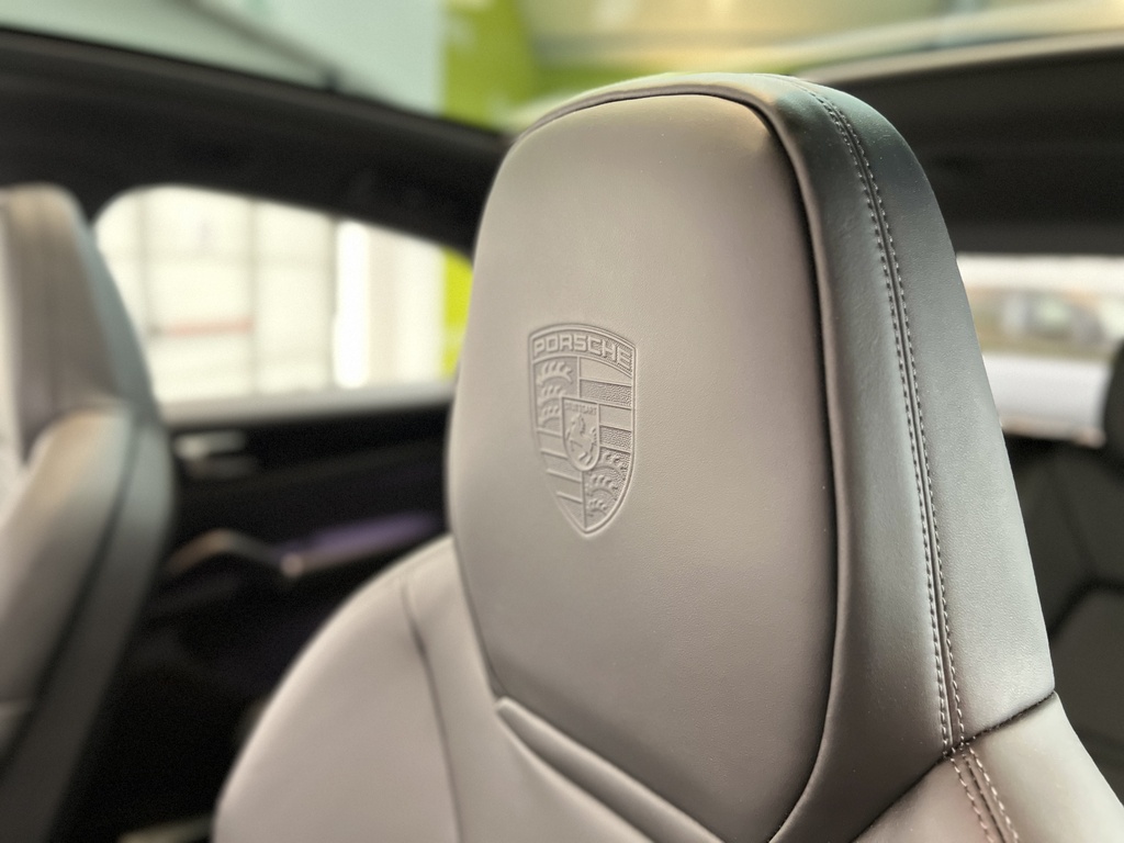 Porsche CAYENNE COUPE